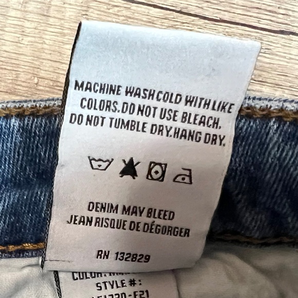 LOVERS AND FRIENDS High Rise Stretch Skinny Jeans (Size 26) - Picture 10 of 11